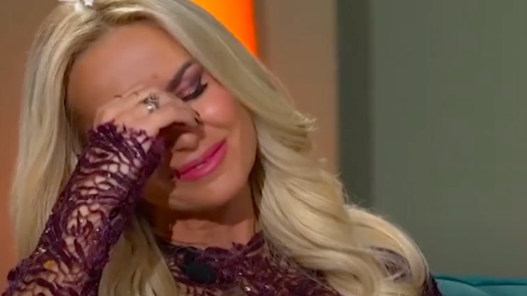 &quot;Λύγισε&quot; η Μαρία Μπεκατώρου στον αέρα της ΕΡΤ