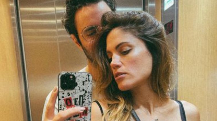 Μαίρη Συνατσάκη – Ίαν Στρατής | Τα γλυκά κλικς από την καθημερινότητά τους με την μικρή Ολίβια