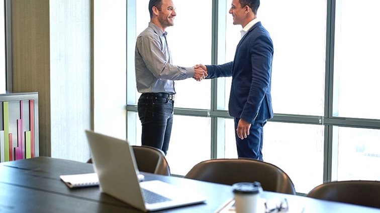 Πώς να διαπραγματευτείς τον μισθό σου;: 14 φράσεις που πρέπει να αποφύγεις όταν «ντιλάρεις» το μηνιάτικο