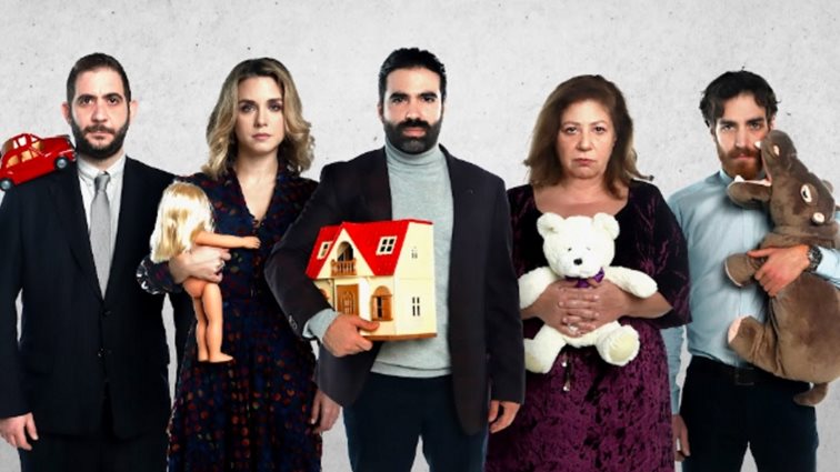 Μακριά από παιδιά του Γιωργή Τσουρή | Έρχεται στο Θέατρο Ιλίσια Βολανάκης