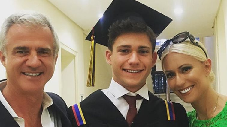 Μαρία Μπακοδήμου: Αποχαιρέτησε τον γιο της που έφυγε για σπουδές! Δες το συγκινητικό μήνυμα