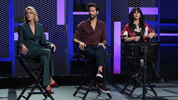 GNTM: Καγιά &amp; Καράβας φωτογραφίζονται αλά... Καράτε Κιντ και παίρνουν τη δουλειά!