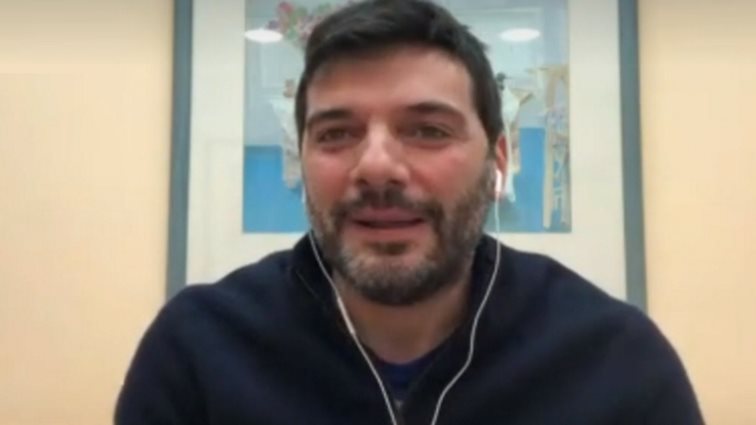 Ο Παναγιώτης Χατζηδάκης μιλάει πρώτη φορά για τον ερχομό του γιου του