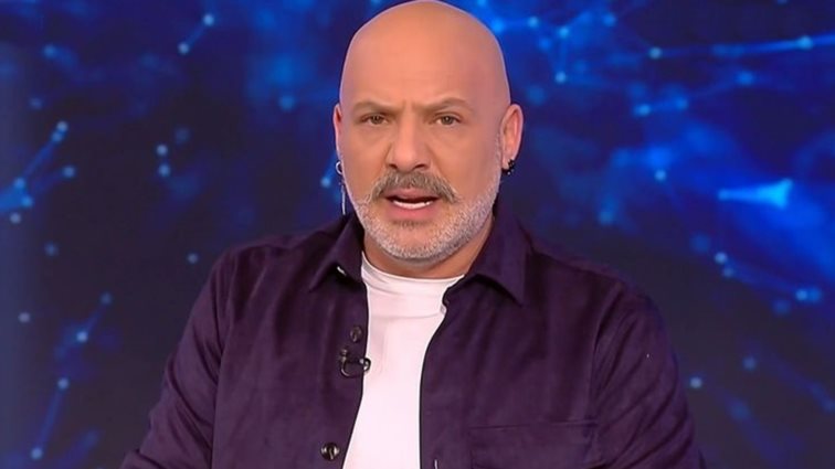 Νίκος Μουτσινάς υπέρ Γιώργου Καράβα: "Η Αφροδίτη Γραμμέλη κάπως το πήρε παραπανίσιο"