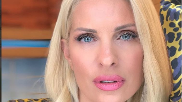 Ελένη Μενεγάκη : Αυτό είναι το μυστικό της για εντυπωσιακά χείλη!