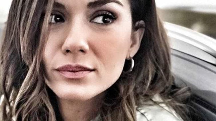 Βάσω Λασκαράκη: Βόλτα στην ηλιόλουστη Αθήνα με την κόρη της