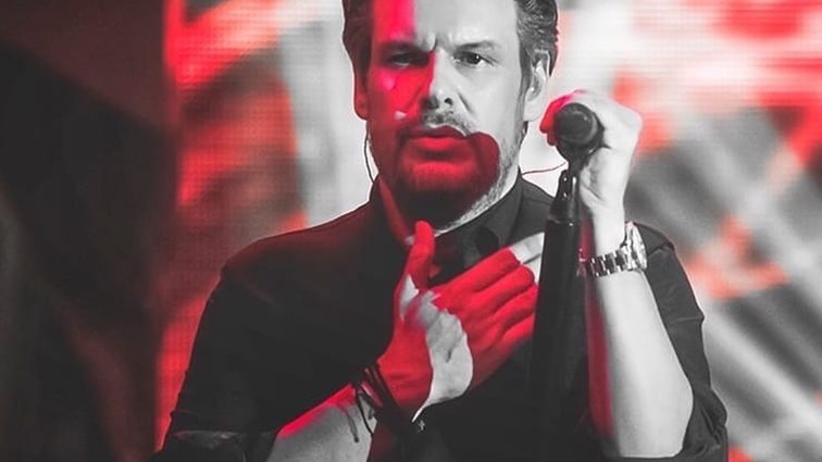 Πάνος Κιάμος: Παίρνει θέση για τη διακοπή των ζωντανών εμφανίσεων στην Αθήνα λόγω κορονοϊού