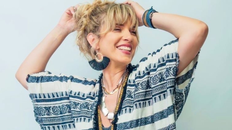 Η Σύλβια Δεληκούρα σε σπάνια φωτογραφία με τον γιο της: