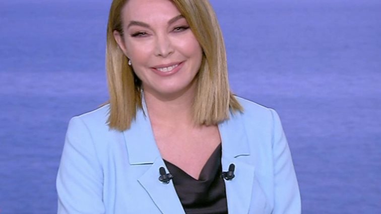 Τατιάνα Στεφανίδου

: Το «Μαζί σου» από τα κεντρικά του ΣΚΑΪ! Τα πρώτα της λόγια