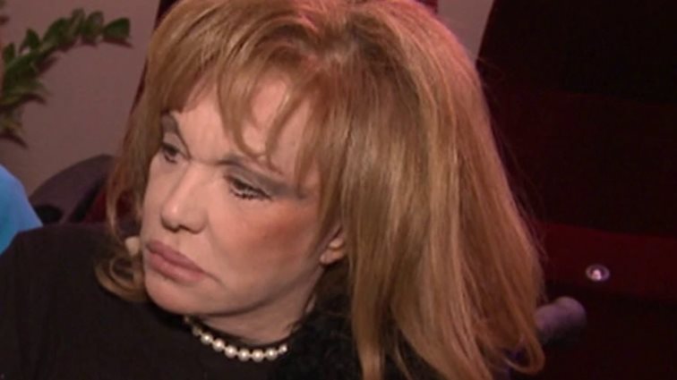 Μαίρη Χρονοπούλου: Η WTF είδηση της ημέρας: «Αν ήμουν 60 χρόνια νεότερη, δεν θα μου είχε γλιτώσει ο Κασιδιάρης»