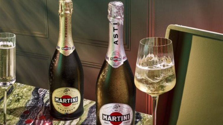 No Martini No Party! Τα αφρώδη Martini Prosecco και Martini Asti φέρνουν την ιταλική παράδοση και ποιότητα σε κάθε γιορτή