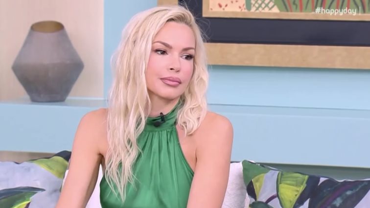 Βίκυ Κάβουρα: &quot;Όταν θέλω περισσότερη σημασία από τον άντρα μου το λέω χύμα&quot;