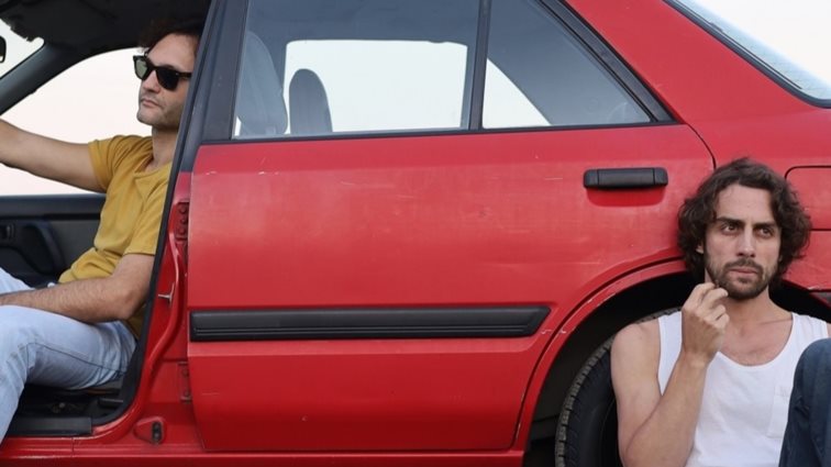 &quot;Ποιός σκότωσε τον πατέρα μου&quot;| Το έργο επιστρέφει για λίγες ακόμη παραστάσεις