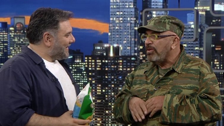 Ο Γιάννης Ζουγανέλης κάνει throwback και αποκαλύπτει μια άγνωστη ιστορία με τον Σάκη Μπουλά