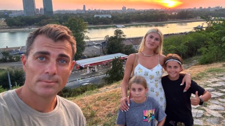 Στο Βελιγράδι ο Στέλιος Χανταμπάκης με την οικογένειά του, πριν την εγκατάσταση στην Ισπανία