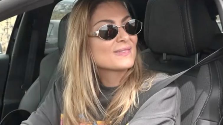 Δέσποινα Καμπούρη: "Εγώ κάνω φιλίες, δεν είμαι σαν την Άρια"