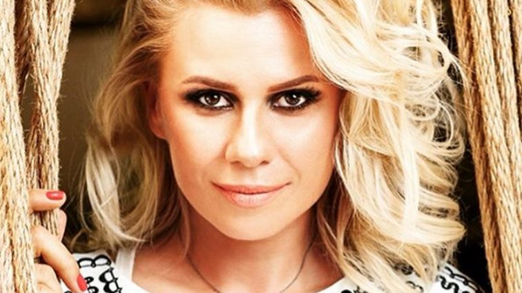 Κατερίνα Καραβάτου: Η τρυφερή φωτογραφία με τον γιο της