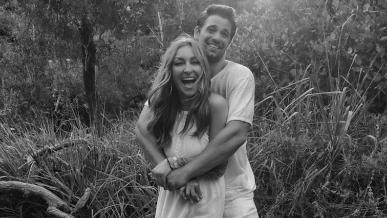 Η Ρούλα Ρέβη δημοσίευσε μια γυμνή φωτογραφία του Αποστόλη Τότσικα στο Instagram