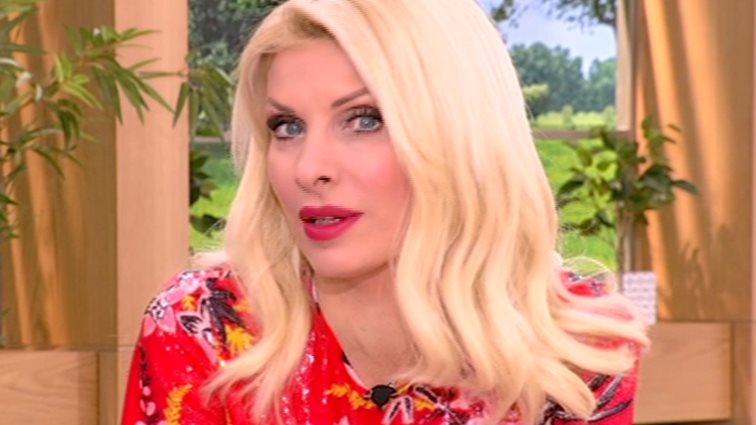 Ελένη Μενεγάκη: «Μου ήρθε ένα καλαμάρι στο δόξα πατρί»