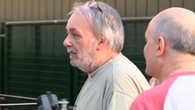 Ανδρέας Μικρούτσικος: Η σπάνια δημόσια εμφάνιση στο πλευρό του αδερφού του!