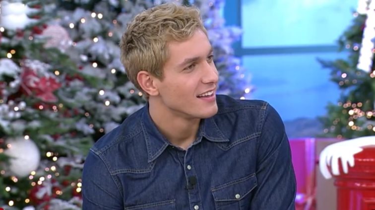 GNTM | Ο Έντουαρντ αποκαλύπτει αν είναι σε σχέση ή όχι