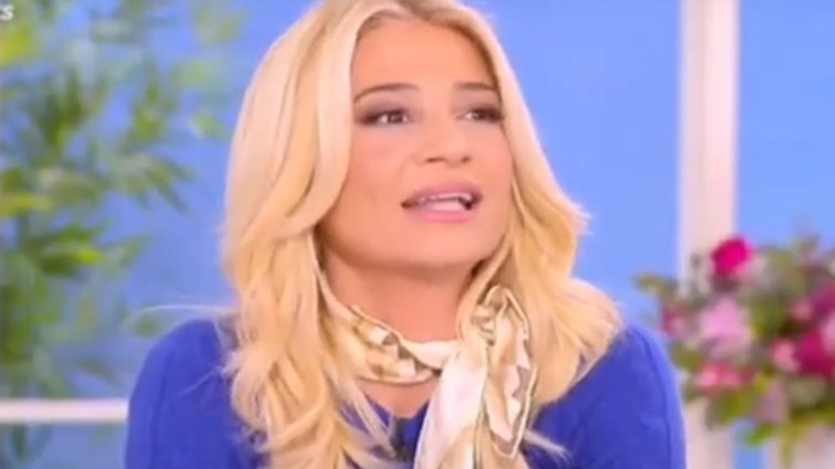 Φαίη Σκορδά: &quot;Ήθελα να κάνω unfollow αλλά δε το έκανα γιατί το θεωρώ φτηνό να είμαι στα sites γι’ αυτό&quot;