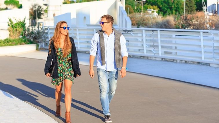 Πέντε λόγοι για να μην στεναχωρηθείς που σε βλέπει σαν φίλο
: Σταμάτα τώρα να μισείς τη friendzone