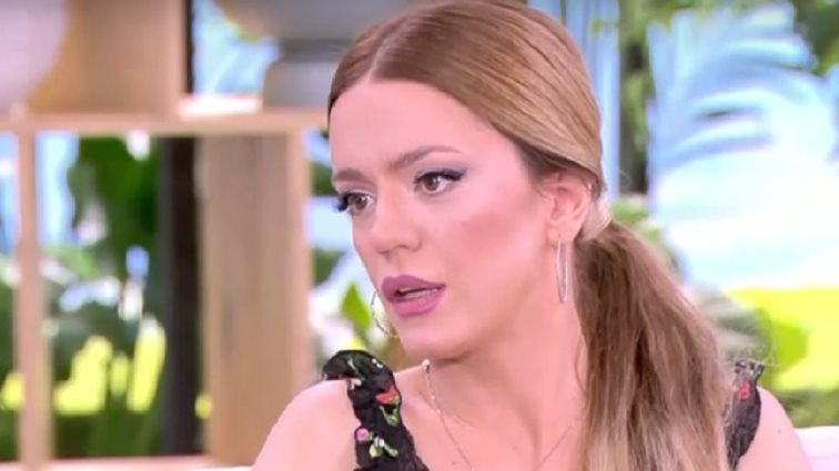 Τραϊάνα Ανανία: &quot;Δεν θέλω να παίρνω τηλέφωνο τη σύζυγο του Δημήτρη Κόκοτα - Προσπαθώ να μη συνδέομαι&quot;