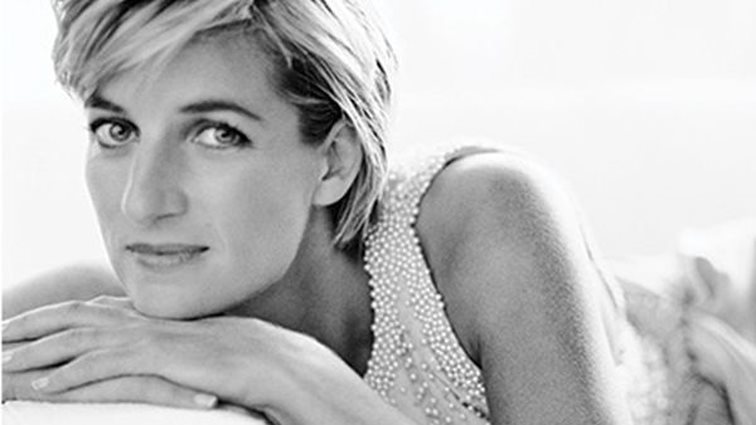 Πριγκίπισσα Diana | 30 εμφανίσεις που όρισαν το προσωπικό της στιλ
