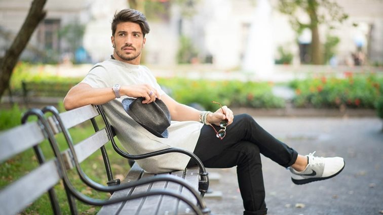 Πώς να κουρέψεις τα μαλλιά σου;
: Τα αντρικά κουρέματα που ταιριάζουν ιδανικά με το μήκος που έχεις τα μαλλιά σου.
