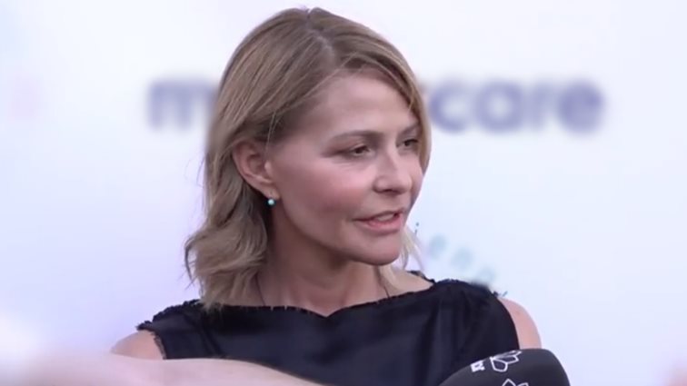 Η Τζένη Μπαλατσινού για το ενδεχόμενο επιστροφή της στην τηλεόραση: &quot;Εμένα θέλουν; Υπάρχει τόσος κόσμος&quot;