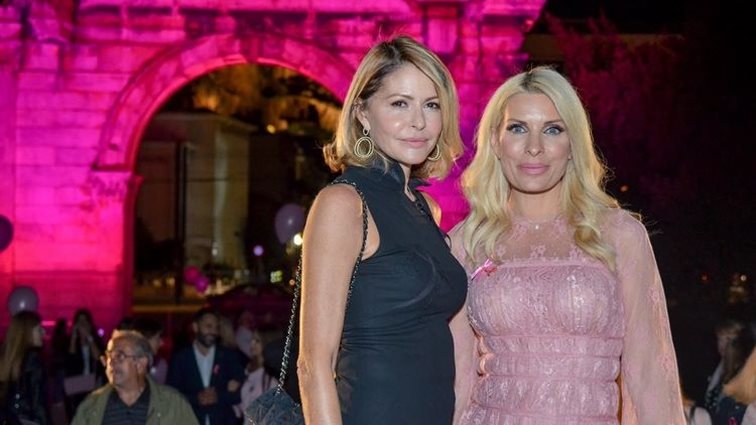 Ελένη Μενεγάκη - Τζένη Μπαλατσινού: Η φιλία τους μέσα από σπάνιες φωτογραφίες