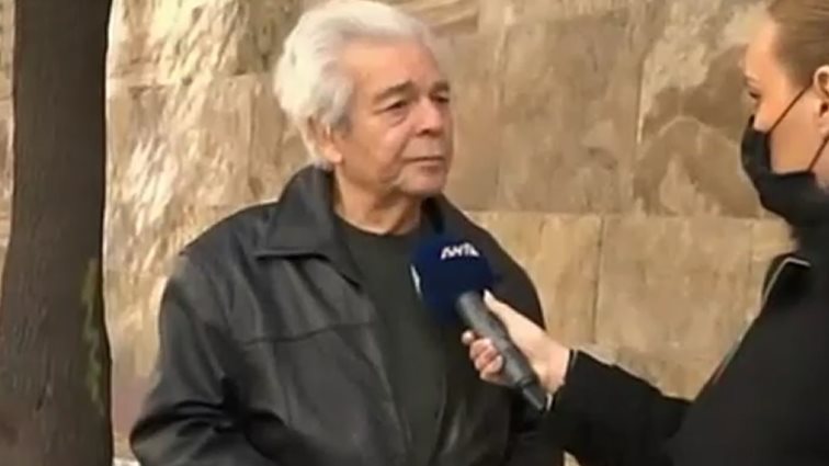 Γιάννης Μόρτζος: &quot;Είμαι πάρα πολύ στεναχωρημένος γιατί το θέατρο ως Τέχνη έγινε θέαμα&quot;