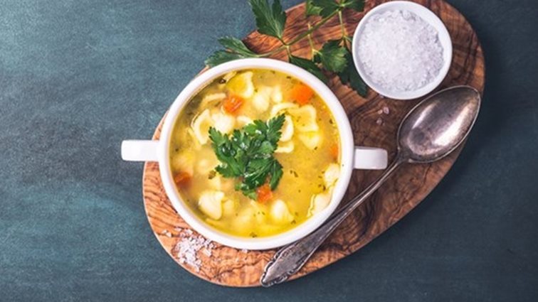 Συνταγή: Σούπα Λαχανικών: Πώς θα φτιάξεις την πιο εύκολη και νόστιμη σούπα λαχανικών