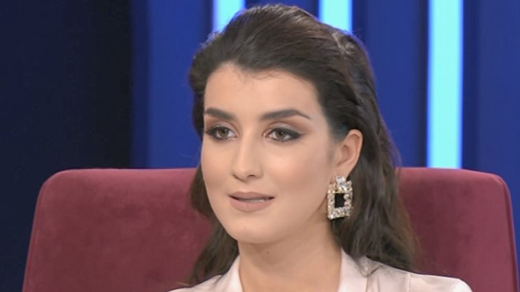 Κατερίνα Βισέρη: Στα «Μεσάνυχτα» | Η συγκλονιστική εξομολόγηση για τη μάχη της με τη νευρική ανορεξία