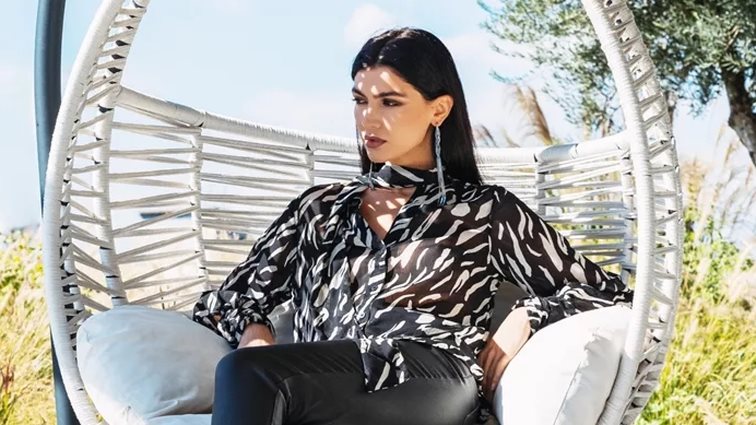 Για το γραφείο, τη χαλαρή βόλτα, τη βραδινή έξοδο | Η Κέιζι Μίζιου προτείνει τα κομψά looks για να ξεχωρίσεις με το στιλ σου