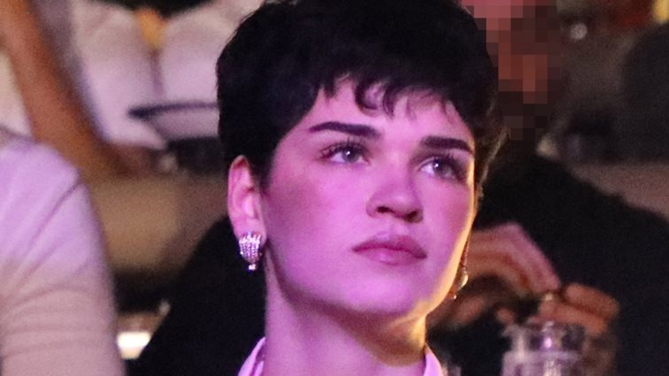 Η Κυβέλη Χατζηευστρατίου στην πρώτη εμφάνιση μετά την εμπλοκή της σε τροχαίο δυστύχημα