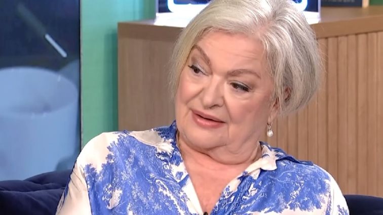 Τάνια Τσανακλίδου: Έκανε να μου μιλήσει δέκα χρόνια - Του τηλεφωνούσα να του πω &quot;Χρόνια Πολλά&quot; και μου το έκλεινε