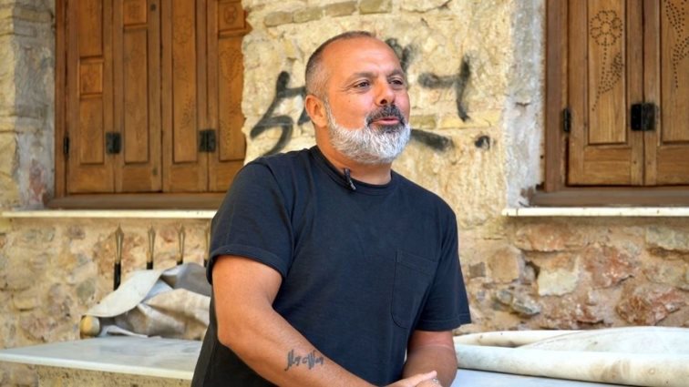 Δημήτρης Γιαγτζόγλου: &quot;Οι γονείς μου ήταν πολύ μικροί, μεγαλώναμε μαζί&quot;