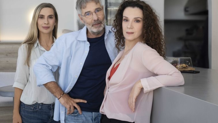 Σε Βλέπω | Η Βίκυ Βολιώτη σκηνοθετεί τον Θοδωρή Αθερίδη &amp; την Πέγκυ Τρικαλιώτη