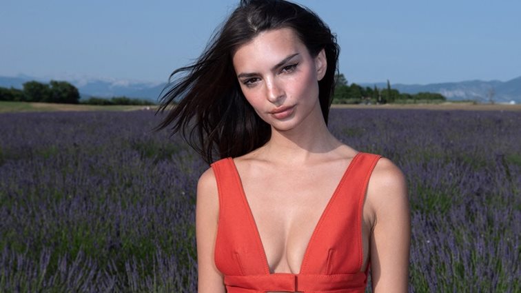 Emily Ratajkowski: Περιμένει το πρώτο της παιδί