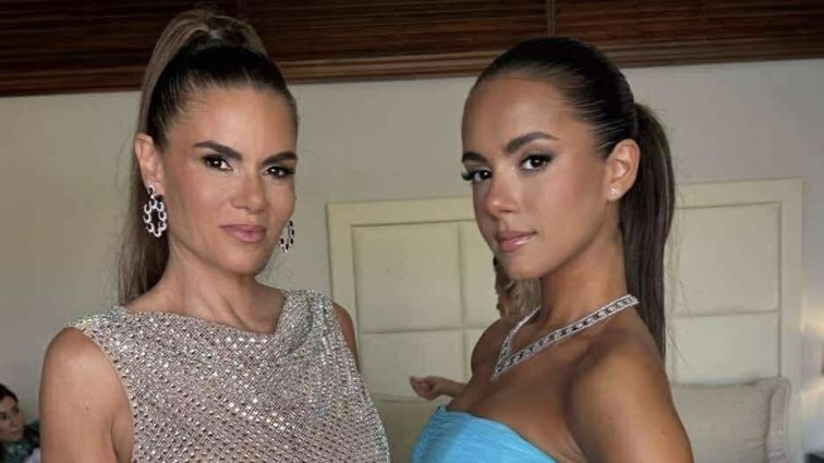 Εντυπωσιακές Μιράντα Πατέρα και Νταίζη Νίκα στον γάμο της Αλεξάνδρας Νίκα και του Κωνσταντίνου Αργυρού