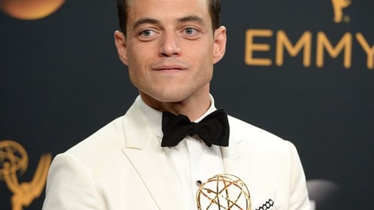 Rami Malek : Yποδύεται τον Freddie Mercury και η ομοιότητα είναι εκπληκτική!
