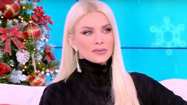 Δάκρυσε η Κατερίνα Καινούργιου: "Αυτός ο άνθρωπος κοιμάται ήσυχος;"