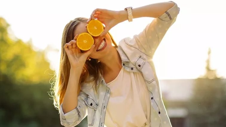3 λόγοι που η βιταμίνη C δεν γίνεται να λείπει από τη ρουτίνα σου
