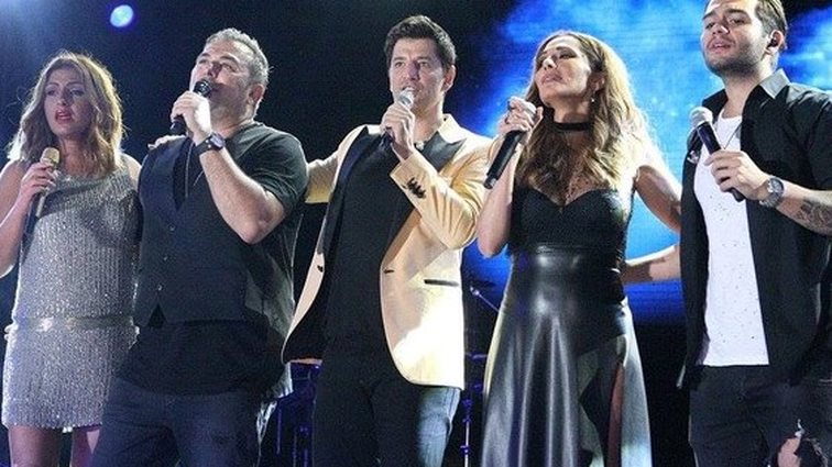 Ρουβάς - Ρέμος - Βανδή - Παπαρίζου - Μέλισσες: 35 φωτογραφίες από τη συναυλία με τους 5 Έλληνες super stars στην Κύπρο