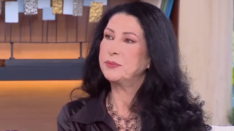 Ντέσσυ Κουβελογιάννη: &quot;Περιμένουμε πώς και πώς με τον άνδρα μου να φύγουν τα παιδιά&quot;