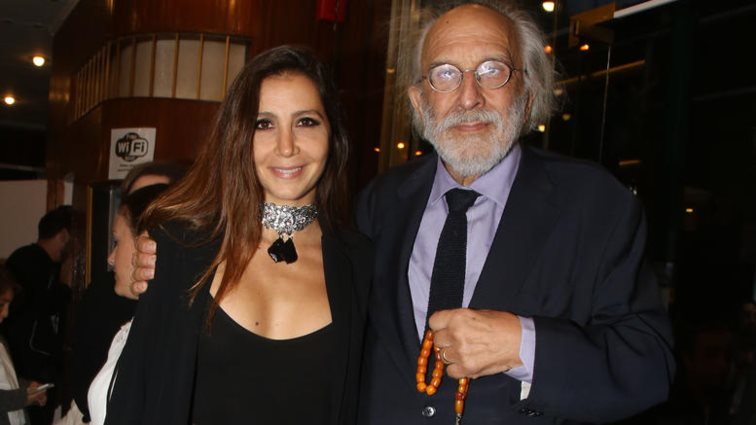 Αλέξανδρος Λυκουρέζος
: Ασπίδα για τη Μαρία Ελένη! Οι αποκαλύψεις για τη Μάρθα Κουτουμάνου: «Τη φιλοξενούσαμε. Εκεί έμενε, κοιμόταν, έτρωγε. Δεν προσέφερε τίποτε απολύτως»