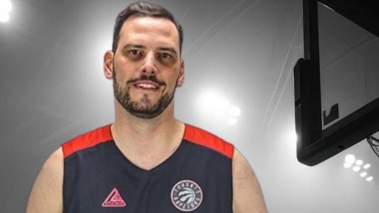 Διπλή τραγωδία για την οικογένεια του 33χρονου αθλητή που πέθανε στο γήπεδο - Το 2022 είχε σκοτωθεί ο αδελφός του σε τροχαίο