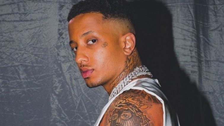 Light κατά Γιώργου Λιάγκα και Πρωινού: "Έχετε και το θράσος να ηθικολογείτε στο βρωμερό σας πάνελ"